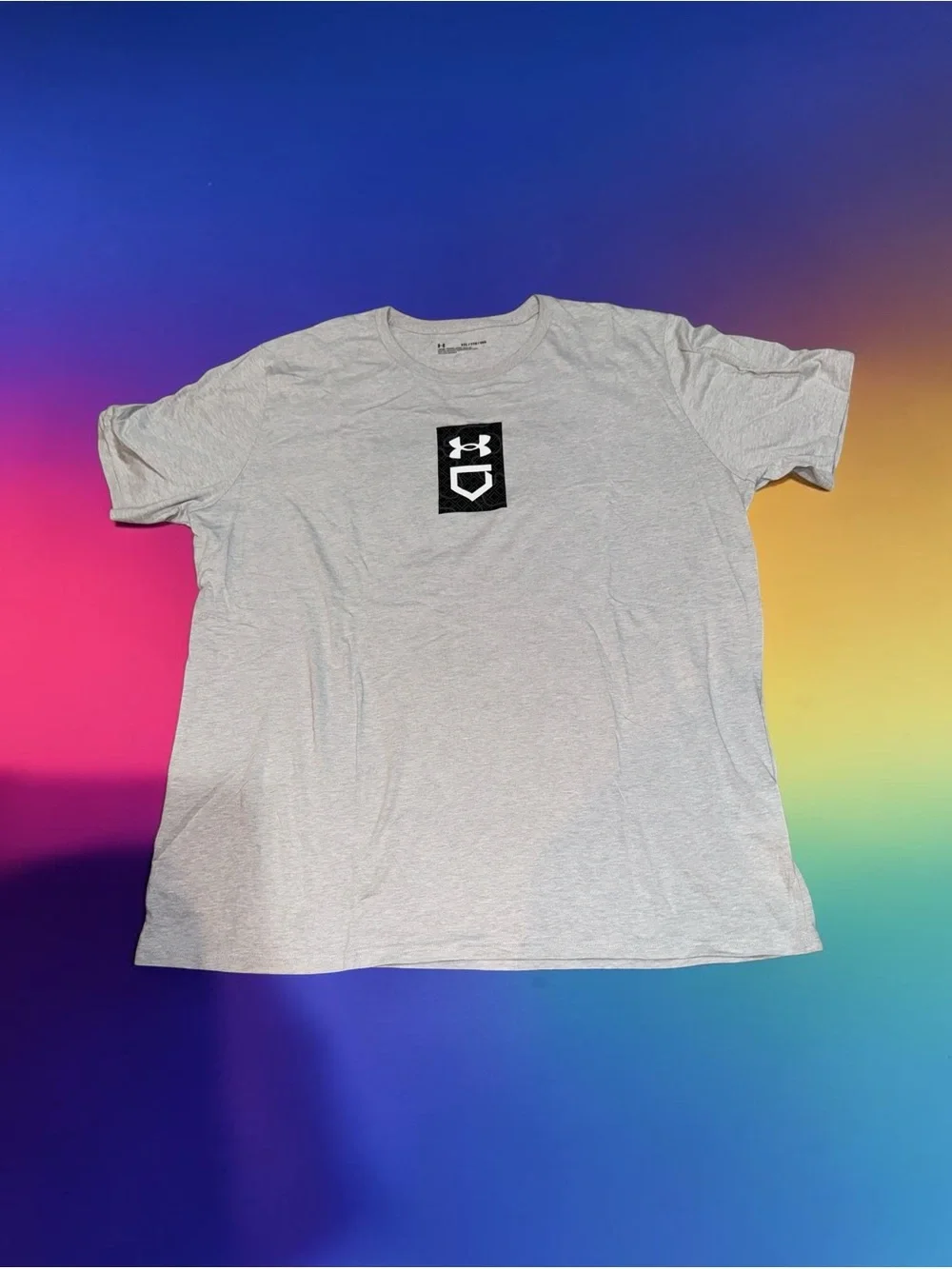 Under Armour Light Gray Short Sleeve Tee with Black Baseball Logo (XXL)